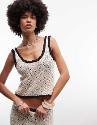 ASOS DESIGN - Strick-Camisole in Weiß mit Kontrastdetails in Schwarz, Kombiteil