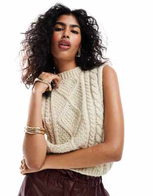 ASOS DESIGN - Strick-Tanktop aus strukturiertem Garn in Steinbeige mit Zopfmuster-Neutral