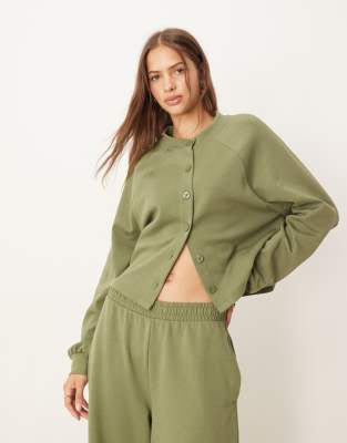 ASOS DESIGN - Strickjacke aus Interlock-Stoff in Khaki-Grün