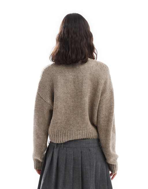 ASOS DESIGN – Strickjacke aus lockerem Strick in Mokka mit Rundhalsausschnitt, 2 von 4