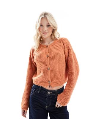 ASOS DESIGN - Strickjacke in Aprikose mit Rundhalsausschnitt-Orange