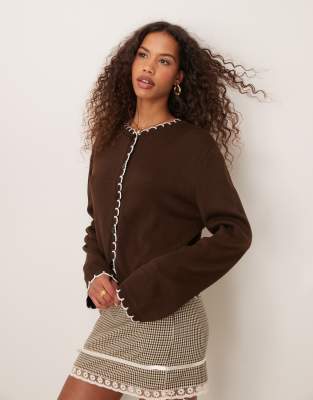 ASOS DESIGN - Strickjacke in Braun mit Languettenstich