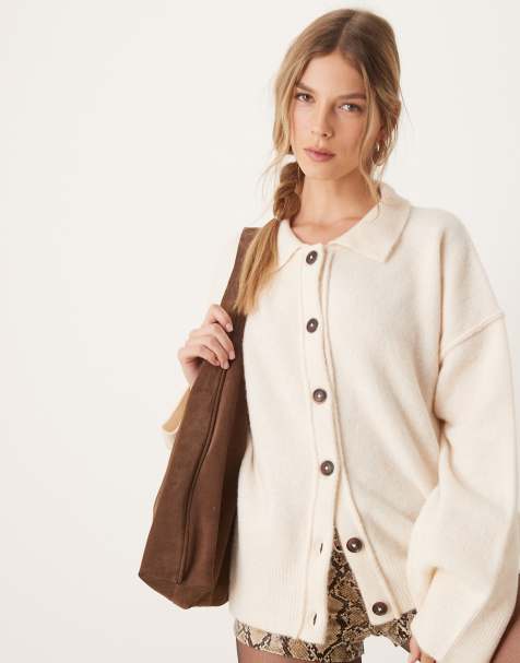 ASOS DESIGN – Strickjacke in Creme mit Hemdkragen und Nahtdetails - view 1