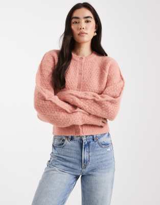 ASOS DESIGN - Strickjacke in Hellrosa mit Ziernaht und Rundhalsausschnitt