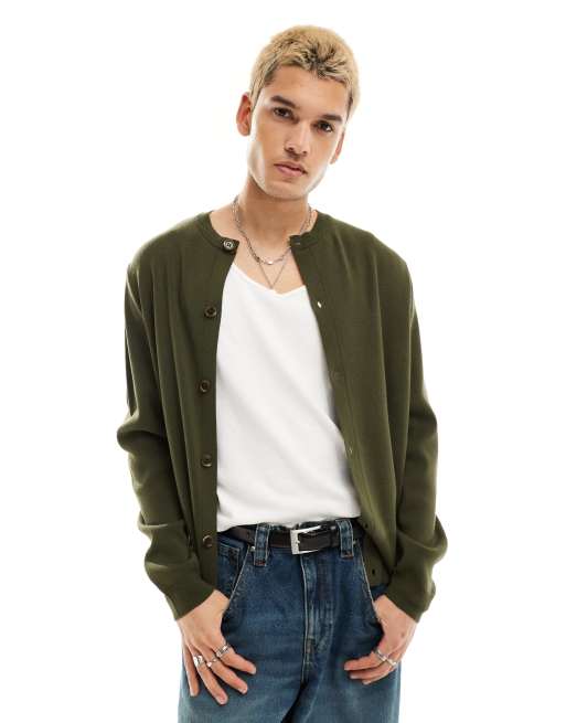 ASOS DESIGN – Strickjacke in Khaki mit Rundhalsausschnitt