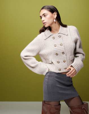 ASOS DESIGN - Strickjacke in Stone mit Krage und Tasche-Neutral