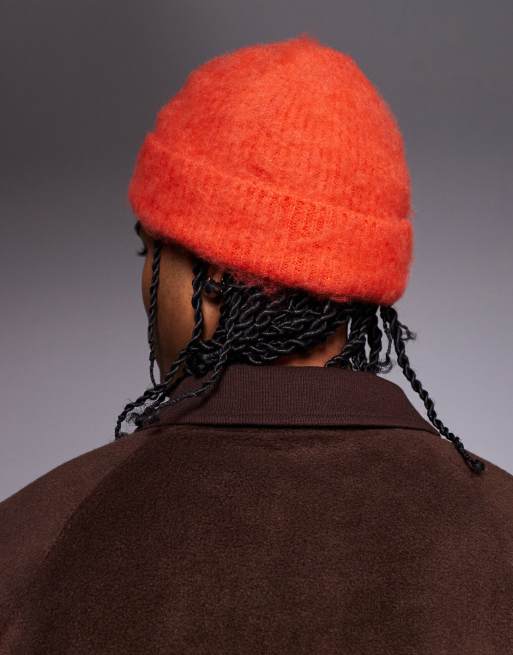ASOS DESIGN – Strickmütze in Rot