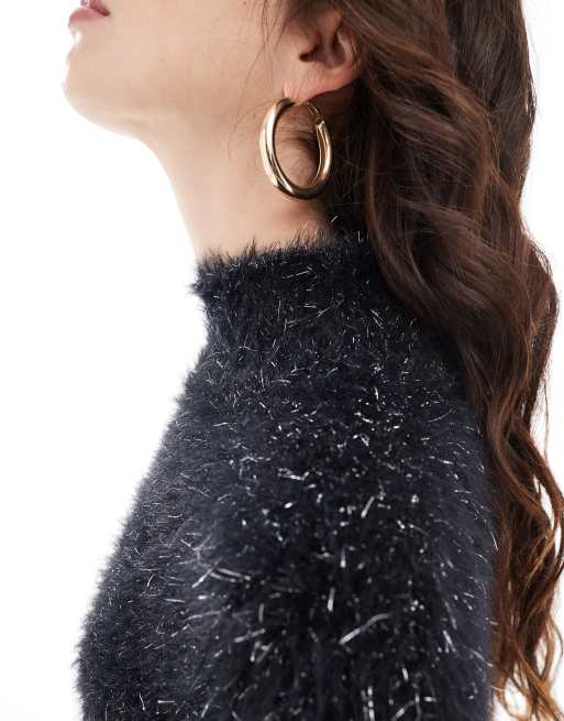 ASOS DESIGN – Strickpullover aus Wimpernstrick in Schwarz mit hochgeschlossenem Ausschnitt und Bananenärmeln, 2 von 4