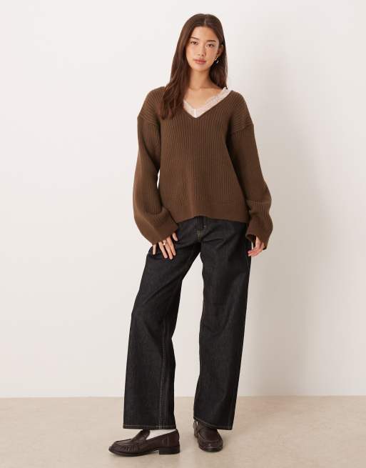 ASOS DESIGN – Strickpullover in Braun mit tiefem V-Ausschnitt und Spitzenbesatz, 2 von 4