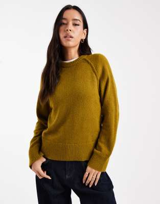 ASOS DESIGN - Strickpullover in Olivgrün mit Rundhalsausschnitt und Raglanärmeln