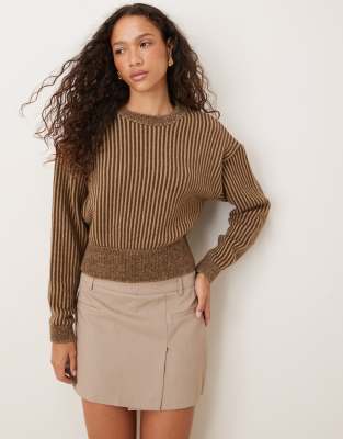 ASOS DESIGN - Strickpullover in zweifarbigem Braun-Neutral
