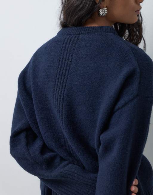ASOS DESIGN Strickpullover mit Rückenausschnitt in Marineblau, 5 von 5