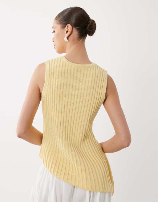 ASOS DESIGN – Strickset in Buttermilch mit asymmetrischem Oberteil mit Falten und tailliertem Schnitt, 4 von 4