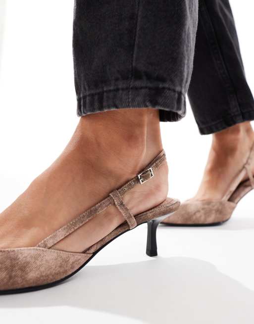 ASOS DESIGN – Strike – Denim-Pumps in Rosa mit Kitten-Heel-Absatz und Fersenriemen, 3 von 4