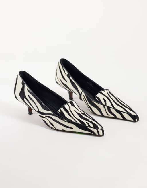 ASOS DESIGN Strike loafer kitten mid heels in zebra, 2 of 4