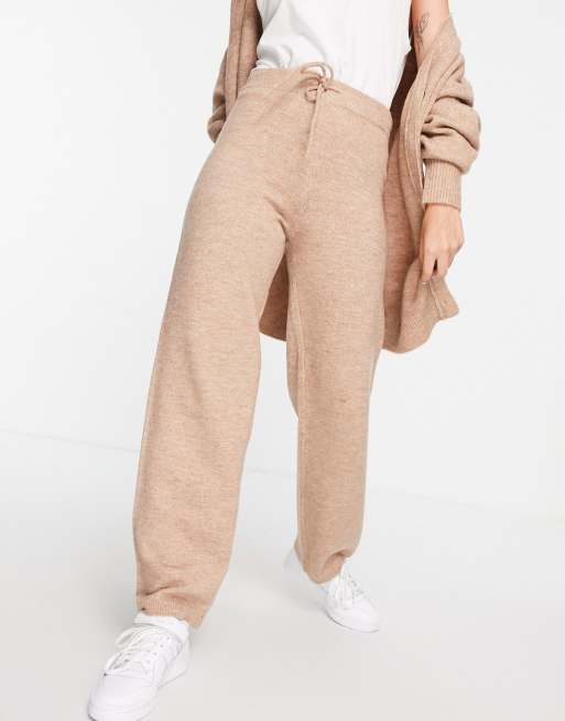 ASOS DESIGN - Strikkede bukser vide ben i kamelbrun - Del af sæt