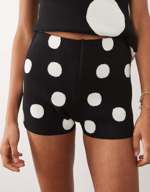 ASOS DESIGN - Strikkede mikro-shorts med polkaprikker - Del af sæt, 4 af 5