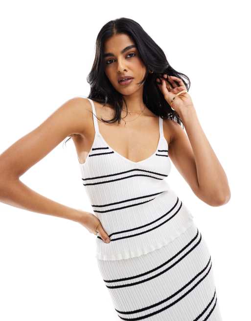 ASOS DESIGN - Strikket camisol med tynde stropper og V-hals og striber
