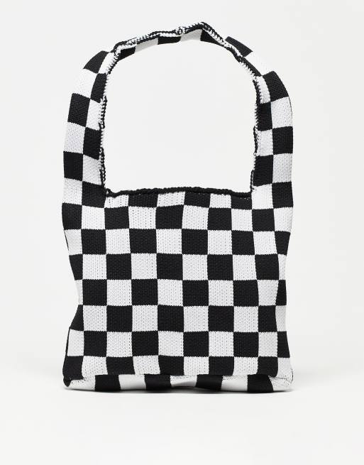 ASOS DESIGN - Strikket mini-tote med sorte og hvide tern