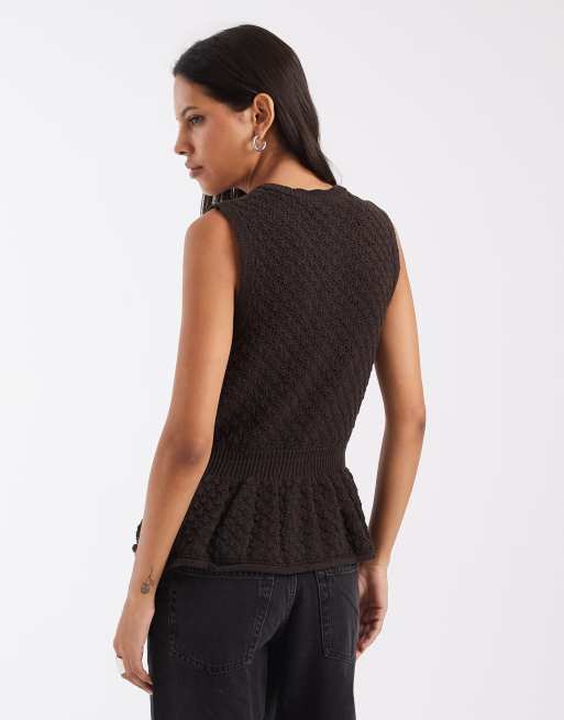 ASOS DESIGN strikket tanktop med guldfarvede knapdetaljer i chokoladebrun, 2 af 4