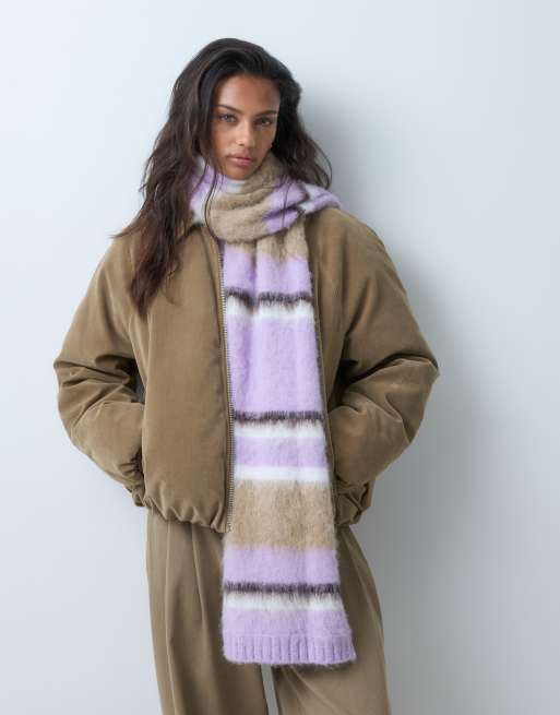 ASOS DESIGN - Lyslilla strikket sæt med trøje med rund hals i firkantet pasform og tørklæde med børstede striber, 3 af 3