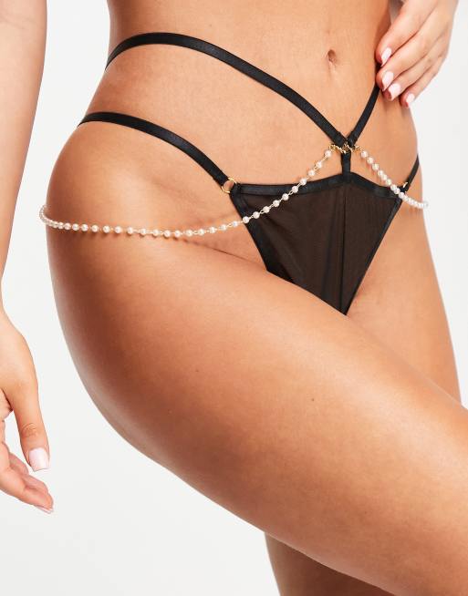 ASOS DESIGN - String met kettinkje van imitatieparels in zwart