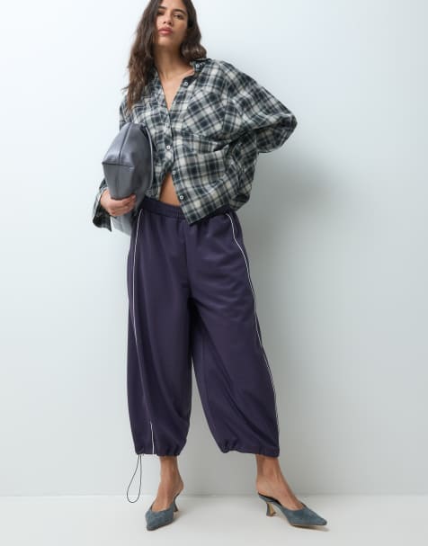 ASOS DESIGN stripe detail cuffed bermuda in navy