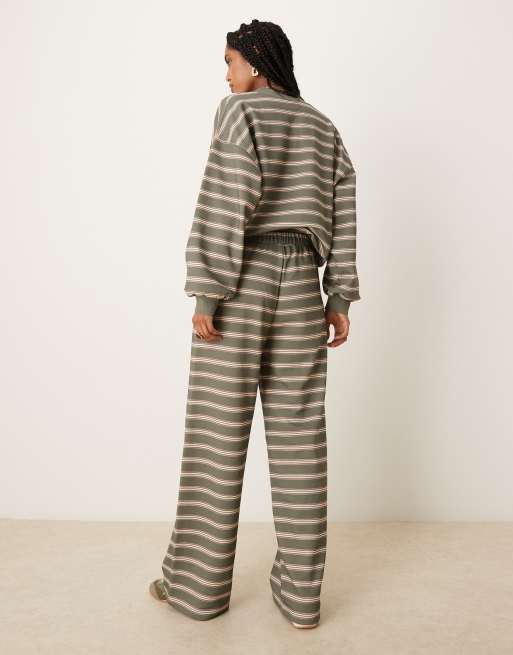 ASOS DESIGN stripe wide leg loopback trackies in olive (part of a set), 3 of 5