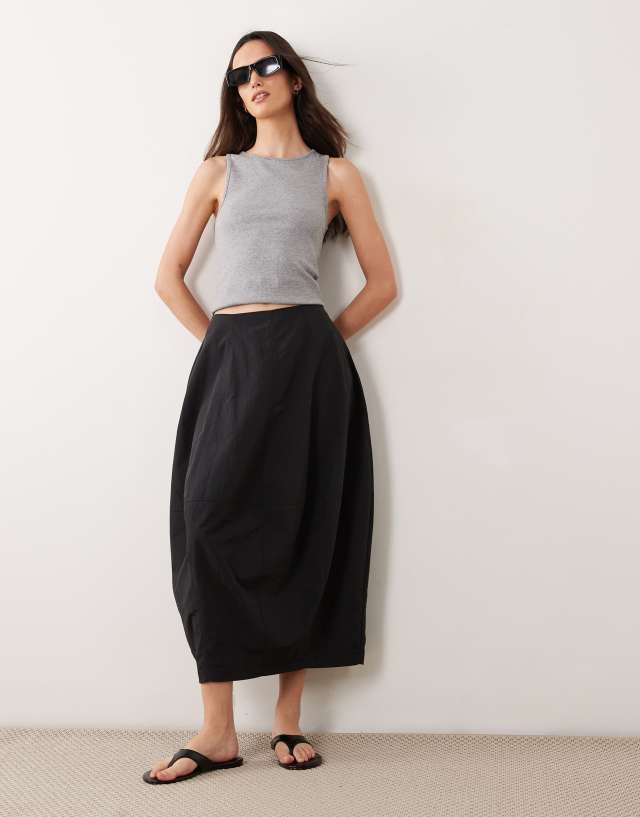 ASOS DESIGN structured cargo barrel midi skirt in black