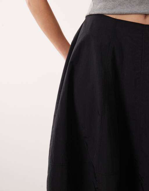 ASOS DESIGN structured cargo barrel midi skirt in black, 4 of 5