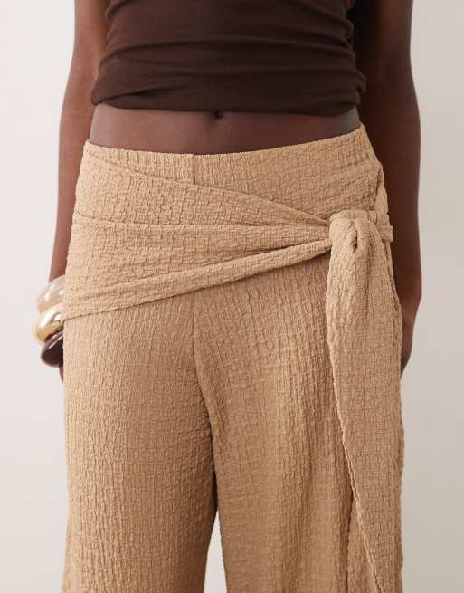 ASOS DESIGN – Strukturierte Hose in Steinbeige mit weitem Bein und Bindedetail am Bund, Kombiteil, 3 von 5