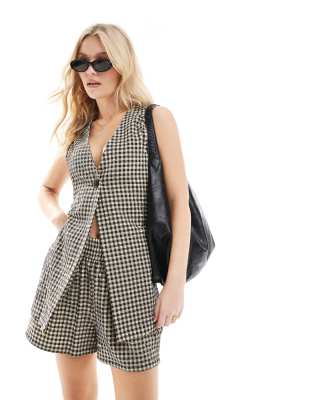 ASOS DESIGN - Strukturierte Longline-Weste mit Vichy-Karos, Kombiteil-Bunt