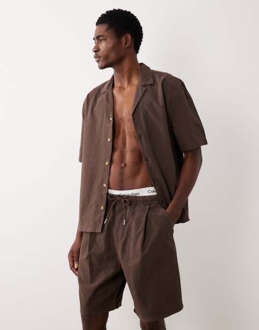 ASOS DESIGN – Strukturierte, mittellange Jorts in Braun, Kombiteil, 2 von 5