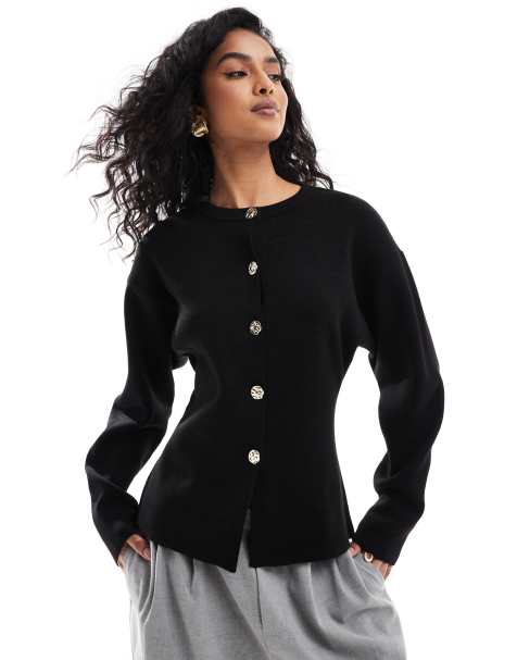 ASOS DESIGN – Strukturierte Strickjacke in Schwarz mit Rundhalsausschnitt und goldenen Knöpfen - view 1