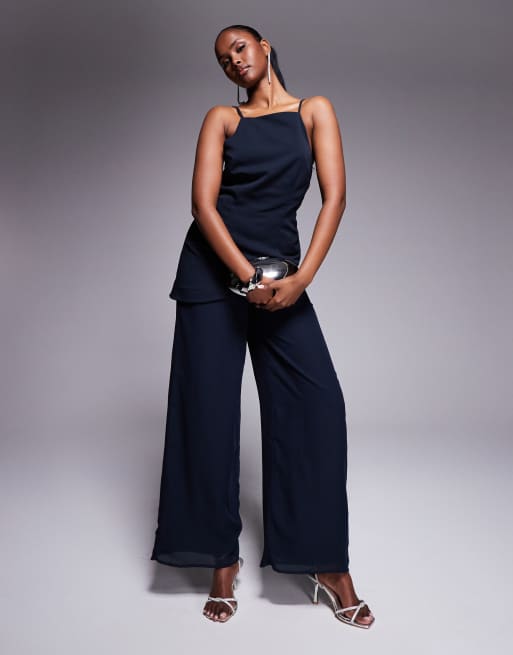 ASOS DESIGN – Strukturierter Jumpsuit in Marineblau mit quadratischem Ausschnitt und Hose aus Chiffon