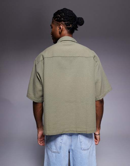 ASOS DESIGN – Strukturiertes, kastiges Oversize-Hemd in Khaki, 3 von 5