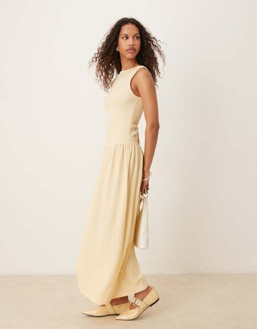 ASOS DESIGN – Strukturiertes Maxikleid in Ecru mit tiefer Taille