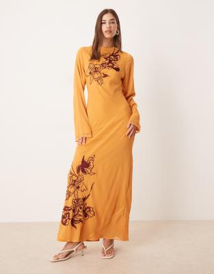 ASOS DESIGN - Strukturiertes Maxikleid in Orange mit Stickerei