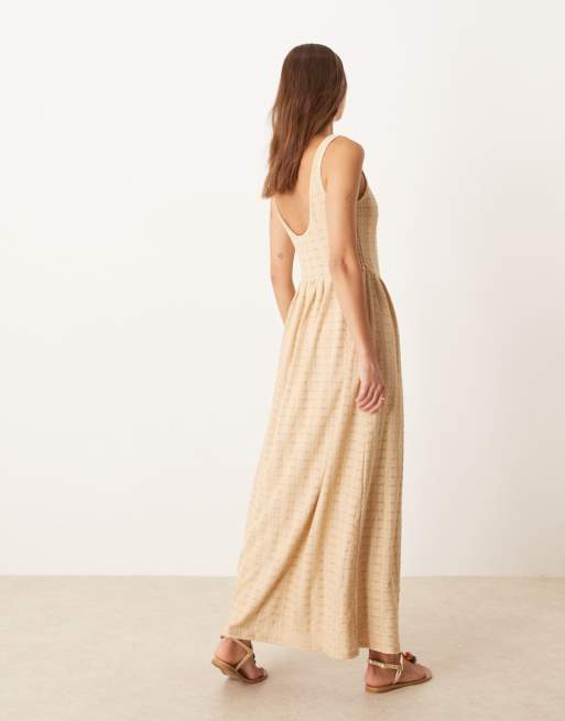 ASOS DESIGN – Strukturiertes Midikleid in Beige mit U-Ausschnitt und tief angesetzter Taille, 3 von 4