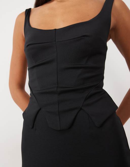 ASOS DESIGN strukturiertes Midikleid in Bleistiftform mit Korsett-Taillendetail aus schwarzem Scuba-Material, 3 von 4
