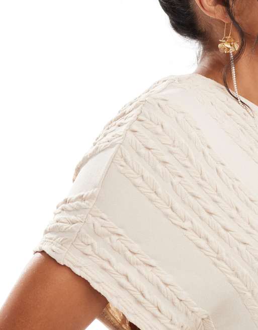 ASOS DESIGN – Strukturiertes Midikleid in Creme mit Zopfmusterdetail, 3 von 4