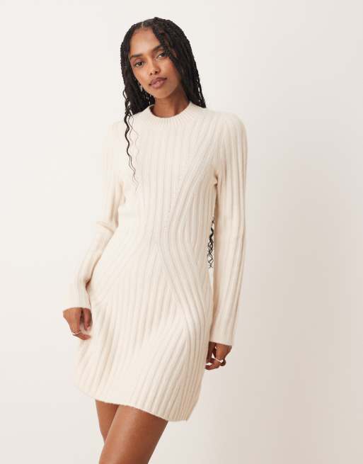ASOS DESIGN – Strukturiertes Mini-Strickkleid in Cremeweiß, 2 von 4