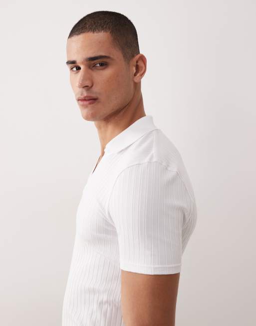ASOS DESIGN – Strukturiertes Muskel-Polohemd in Weiß  , 4 von 5