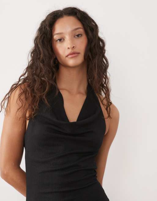 ASOS DESIGN – Strukturiertes Neckholder-Maxikleid in Schwarz, 2 von 4
