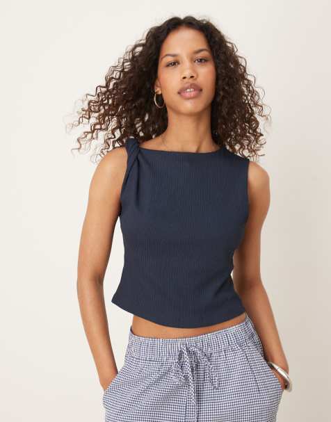 ASOS DESIGN – Strukturiertes Oberteil in Marineblau mit Twist-Detail - view 1