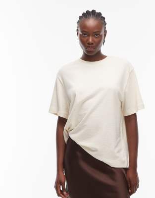 ASOS DESIGN - Strukturiertes Oversize-T-Shirt aus Jersey in Cremeweiß
