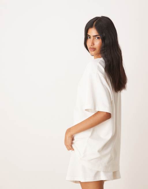 ASOS DESIGN – Strukturiertes Oversize-T-Shirt aus Strick in Cremeweiß, 4 von 4