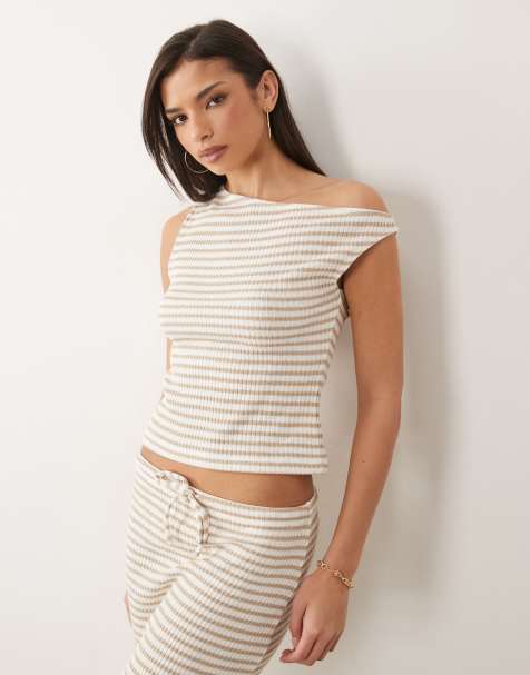 ASOS DESIGN – Strukturiertes, schulterfreies Oberteil in Khaki und Creme gestreift, Kombiteil - view 1