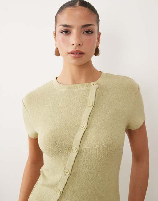ASOS DESIGN – Set aus strukturiertem Strick in Salbeigrün mit asymmetrischem Oberteil und Hose mit weitem Bein, 3 von 3