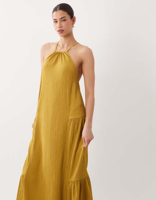 ASOS DESIGN – Strukturiertes, trapezförmiges Neckholder-Maxikleid in Ocker, 4 von 4
